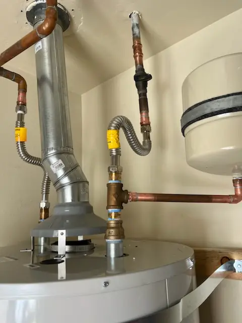 Water heater installation and plumbing repair in Greenacres